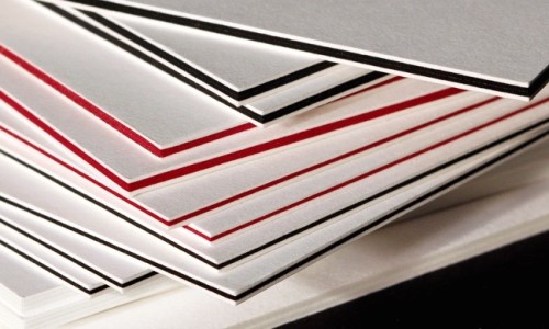 Carta Multiloft, ideale per creare biglietti da visita o inviti di spessore superiore ai 300 gr.